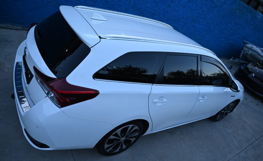Toyota Auris 2016 HYBRID-GAS