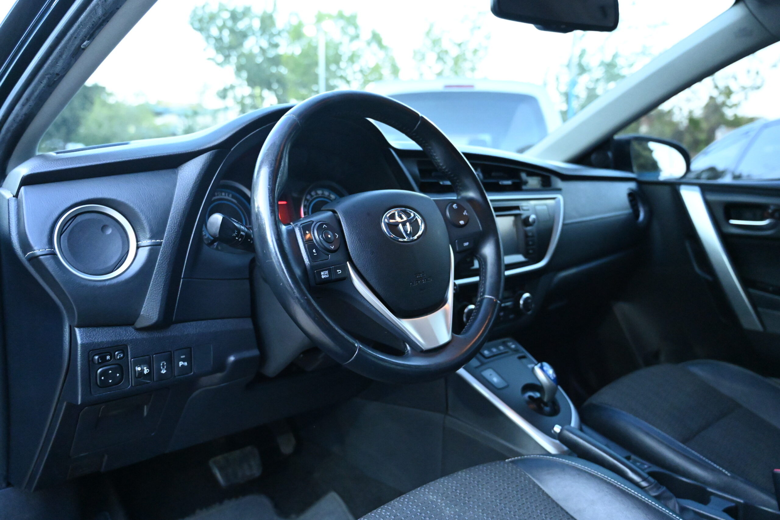 Toyota Auris 2013
