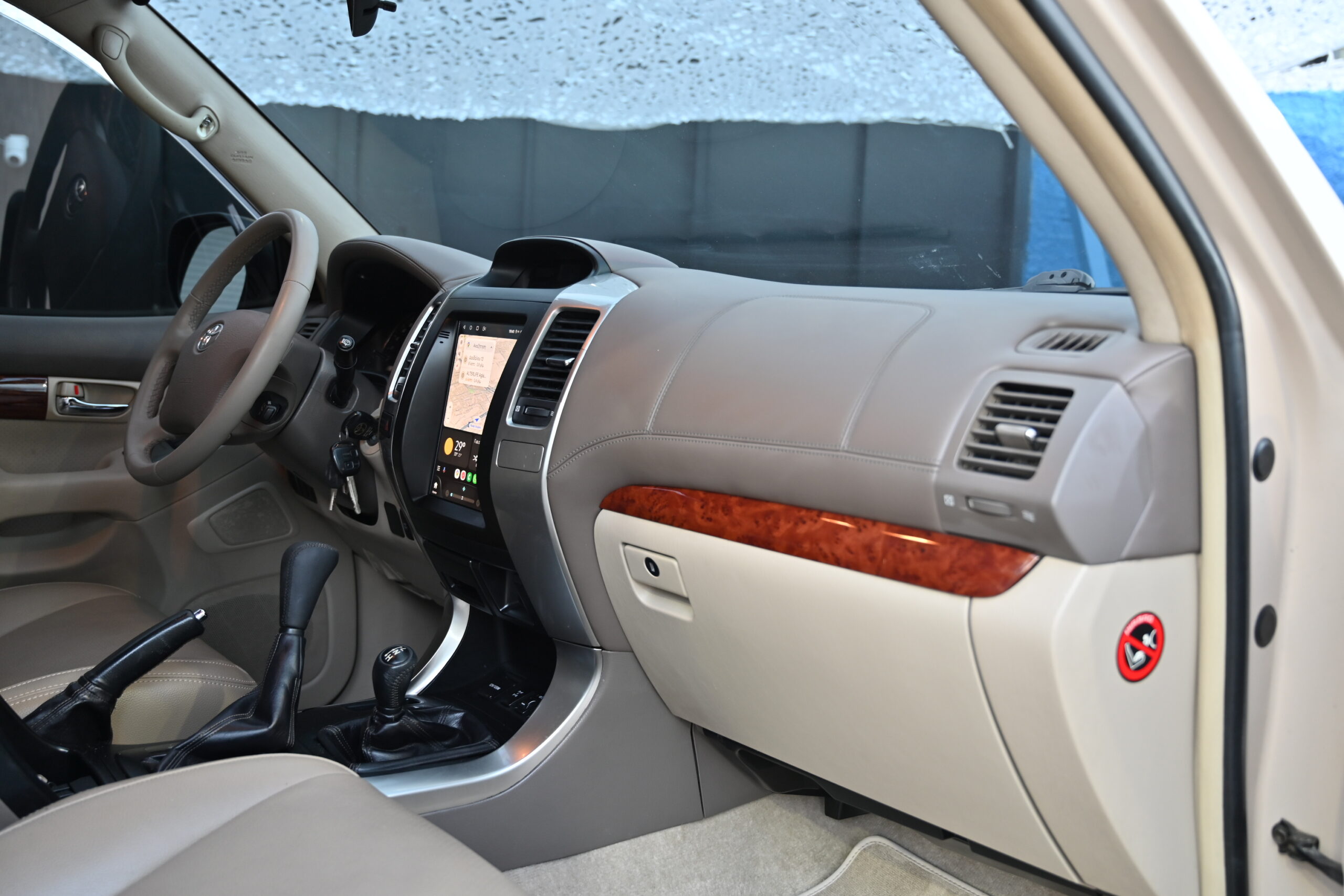 Toyota Land Cruiser 2004