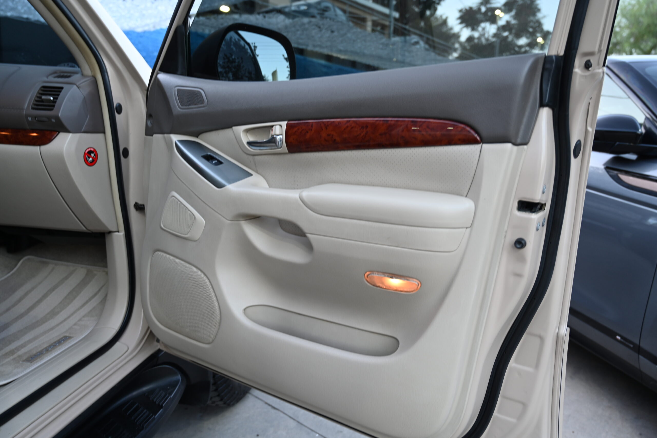 Toyota Land Cruiser 2004