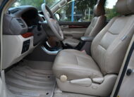 Toyota Land Cruiser 2004
