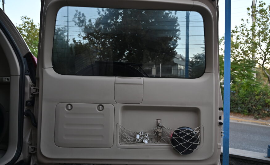 Toyota Land Cruiser 2004