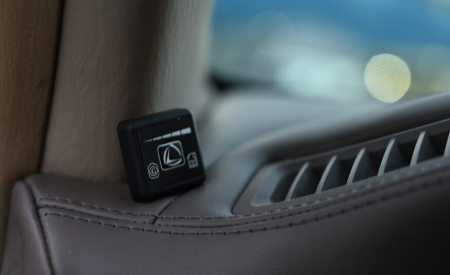 Toyota Land Cruiser 2004