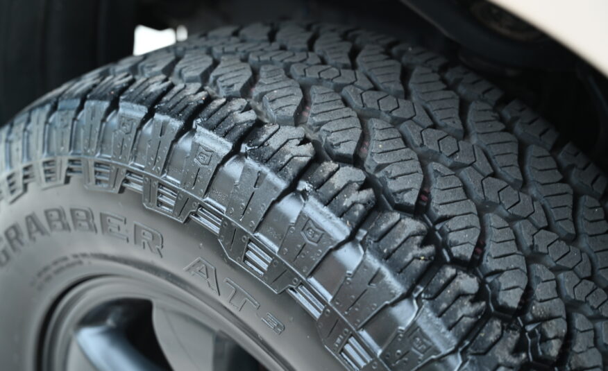 Toyota Land Cruiser 2004