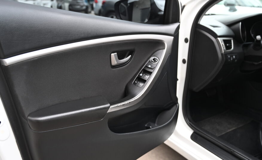 Hyundai i 30 2015 1.6 CRDI