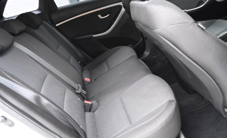 Hyundai i 30 2015 1.6 CRDI