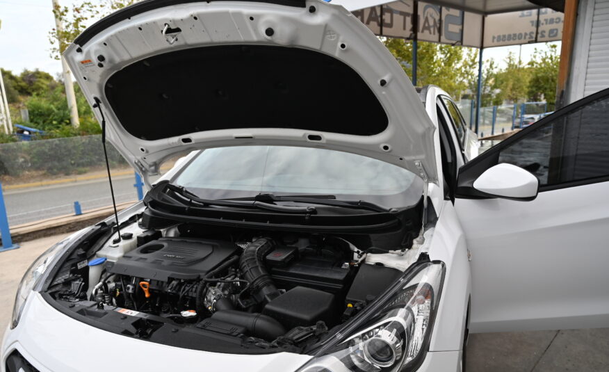 Hyundai i 30 2015 1.6 CRDI